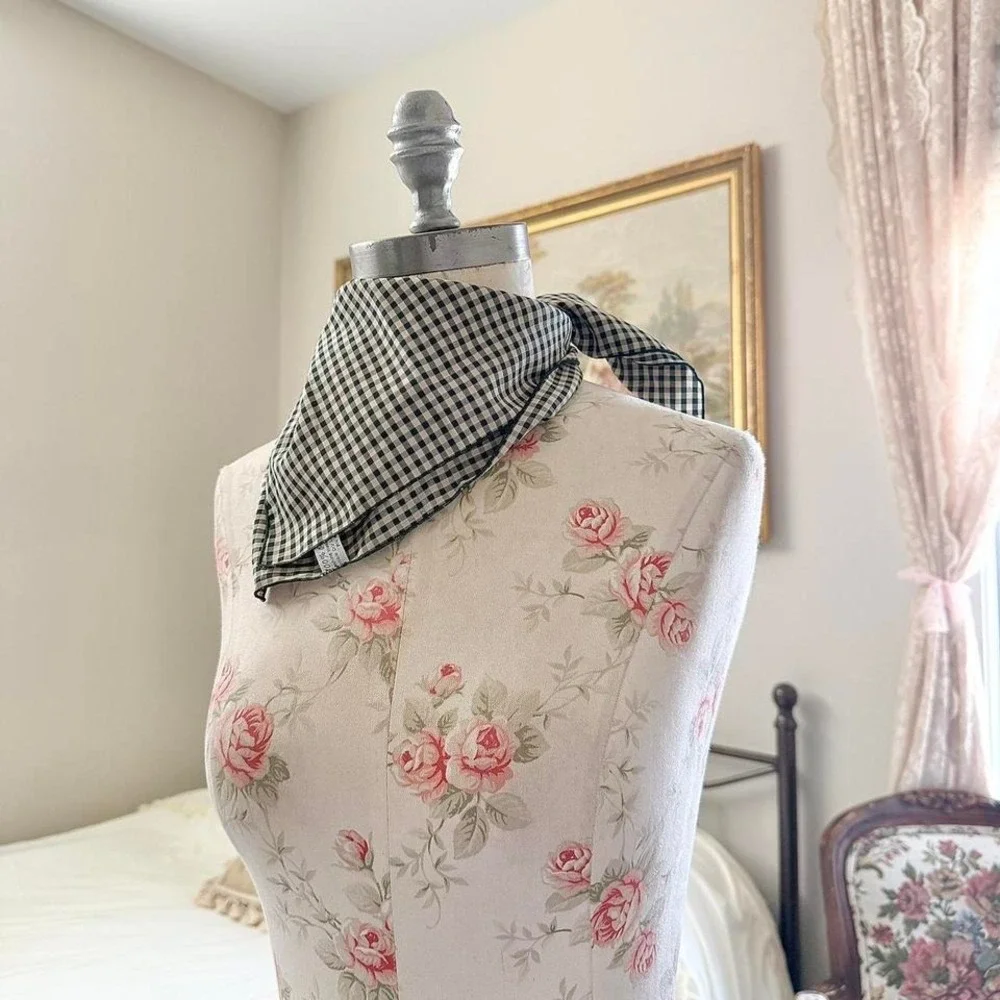 gingham bandana scarf  60s black gingham bandana scarf‎